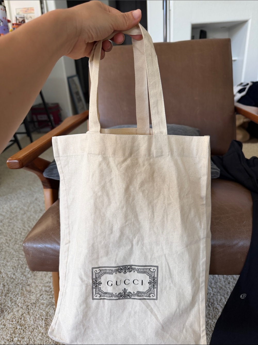 Gucci Cream Canvas Tote with Logo Plaque Print